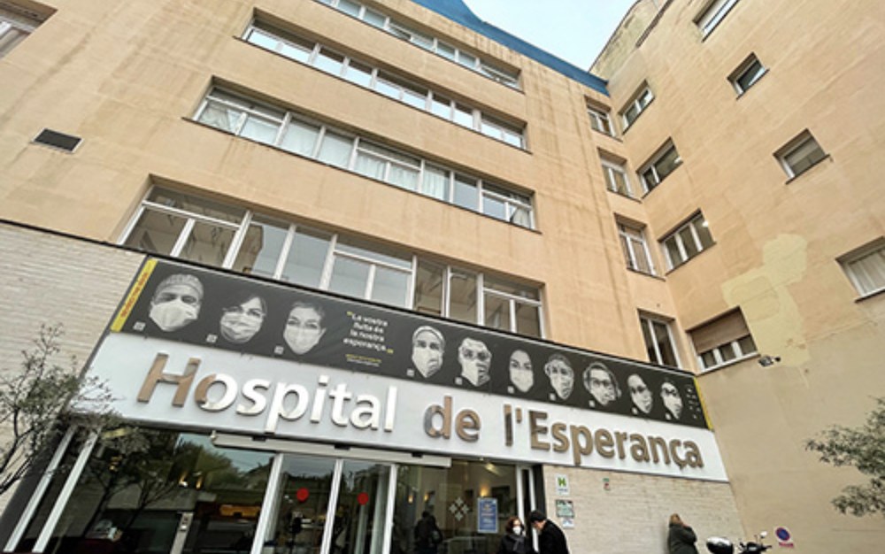 Fachada del Hospital de l'Esperança en Barcelona